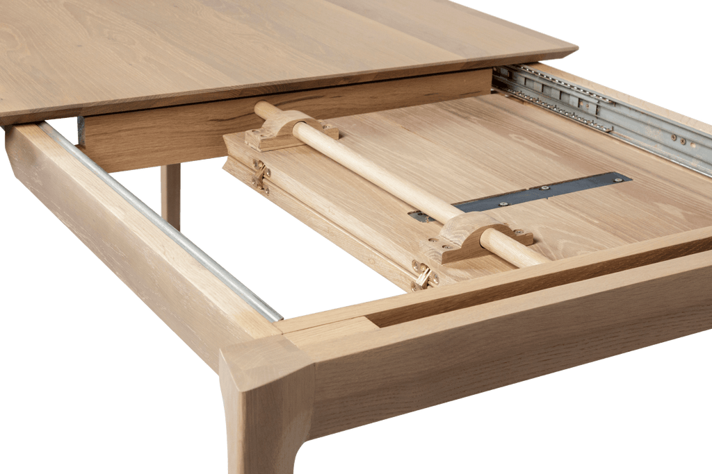 egetræs spisebord med udtræk med skjulte bordplader